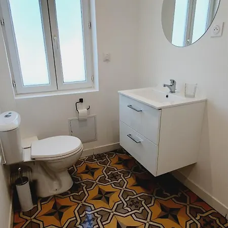 Via Domitia Apartment *