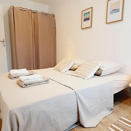 Via Domitia Apartment *