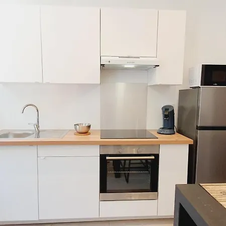 Via Domitia Apartment