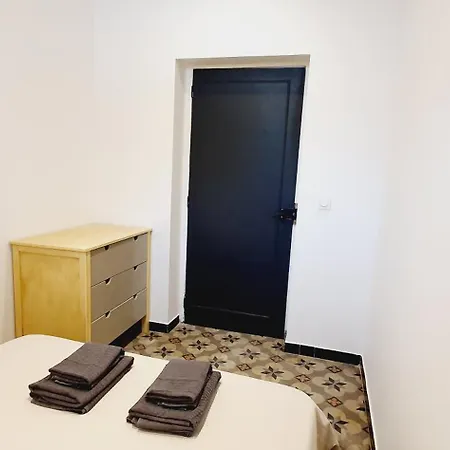 Apartment Via Domitia