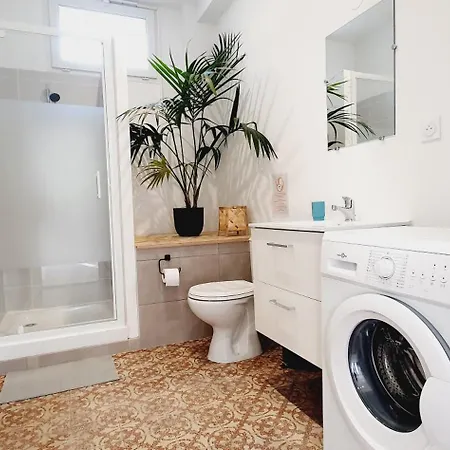 Via Domitia Lejlighed *