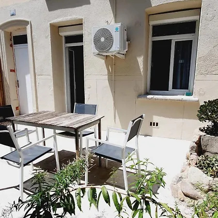 Apartment Via Domitia *